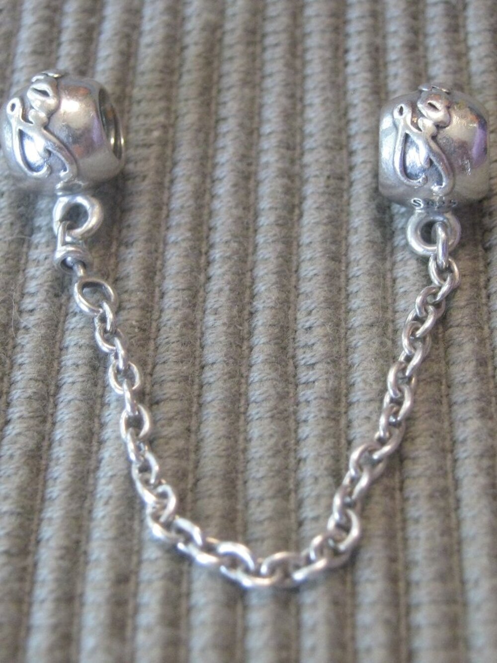 PANDORA - Forever Family Safety Chain - 45$